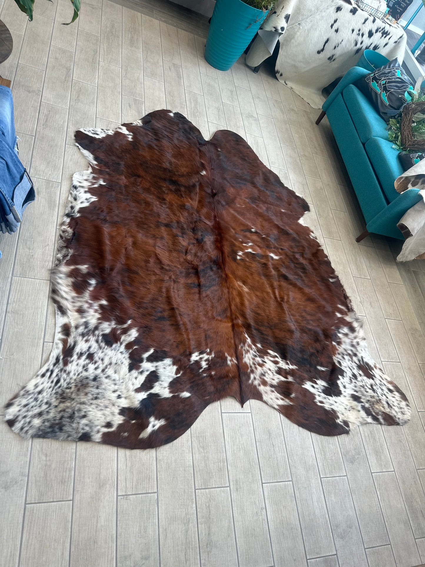 Jumbo Cowhide