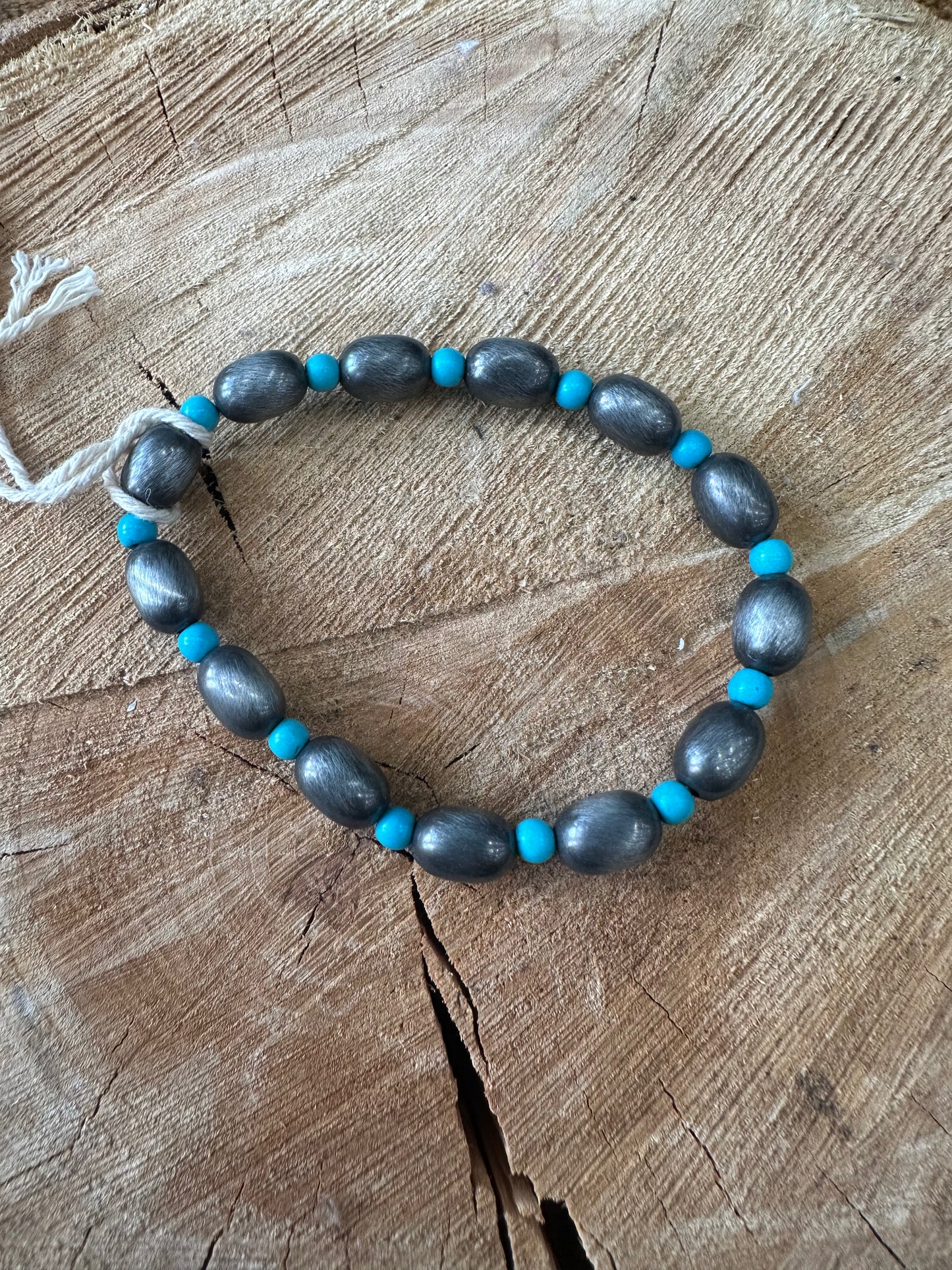Faux Oval Navajo Bead Stretch Bracelet