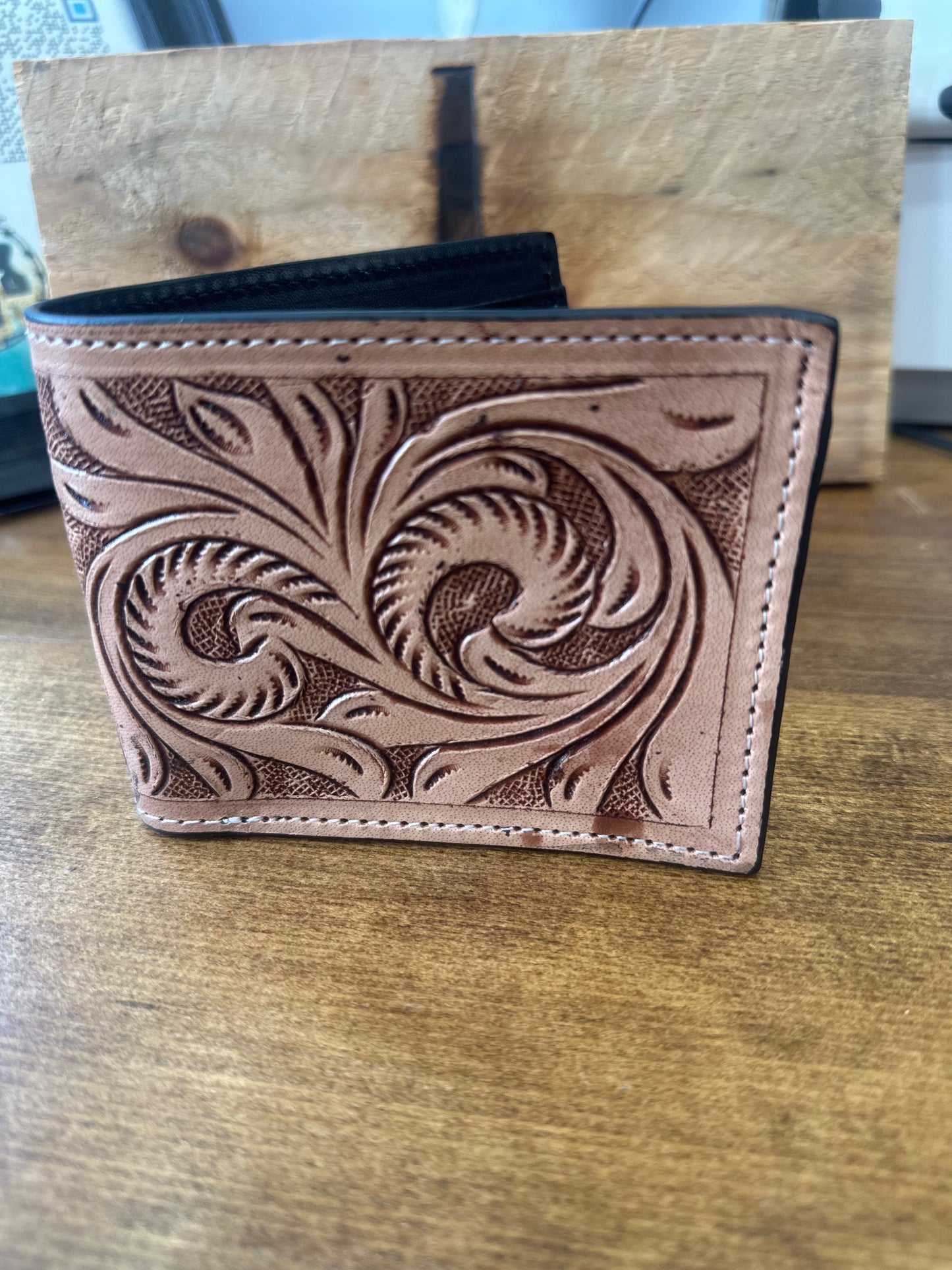 The Light Tooled Mens Wallet