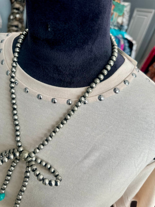 Oh My Bow Necklace