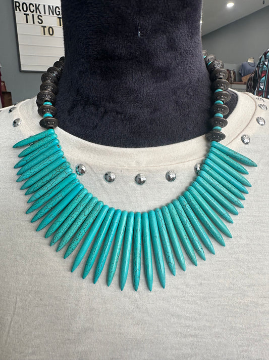 The Short Spiny Necklace