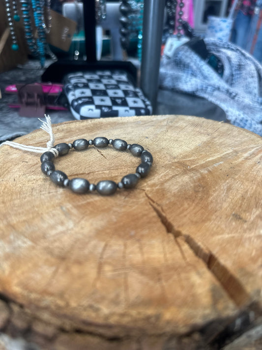 Faux Oval Navajo Bead Stretch Bracelet