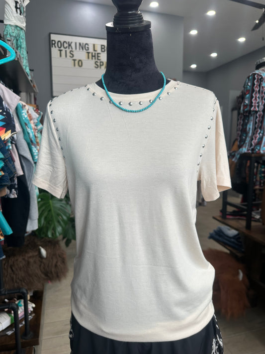 The Faux Turquoise Bead Necklace
