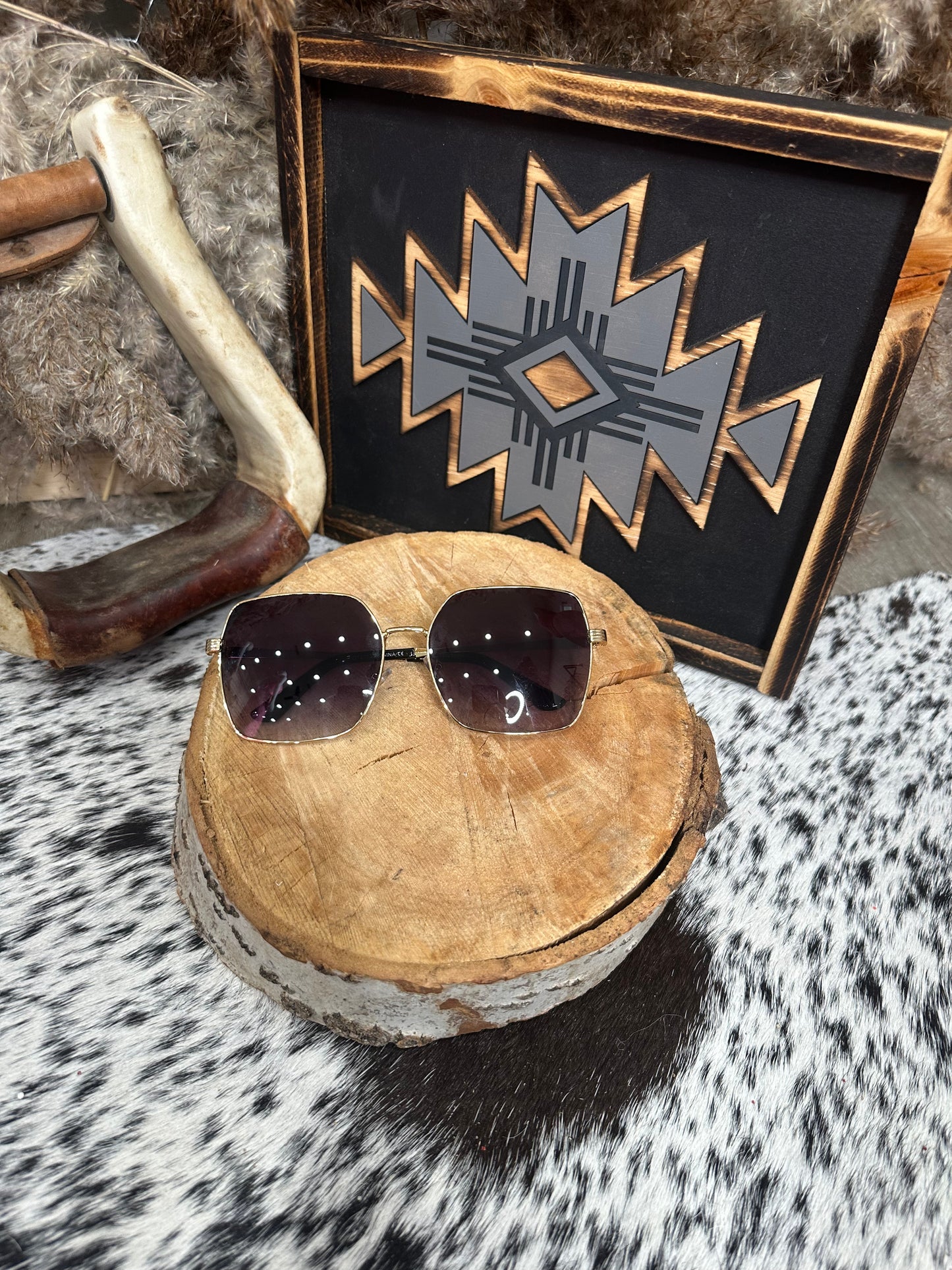The Square Metal Frame Sunglasses